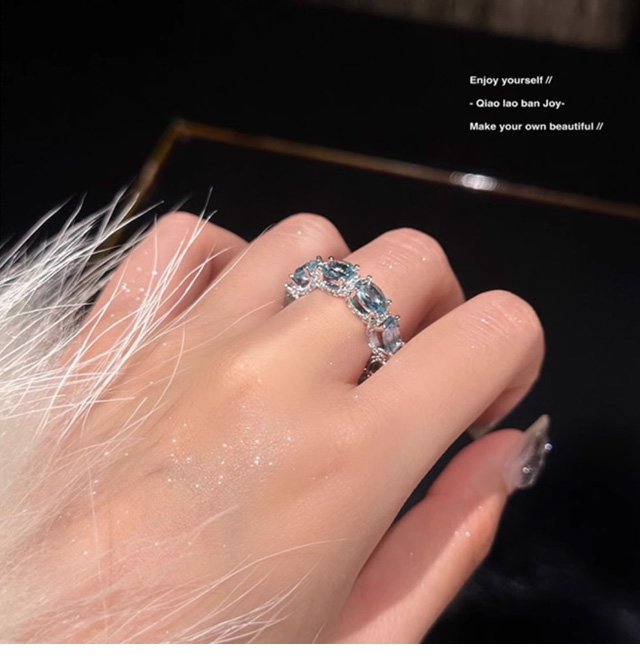 Orope's StarRiver Aquamarine Ferris Ring |  Made with 925 Pure Sterling Silver | Aquamarine Crystals