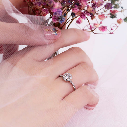 American Diamond Round Rays 925 Silver Ring