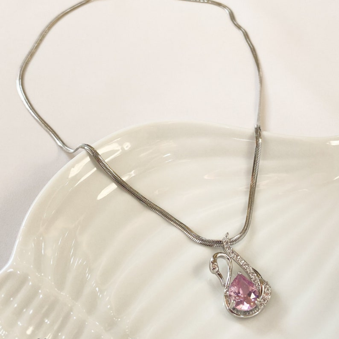 silver swan pendant for gifting