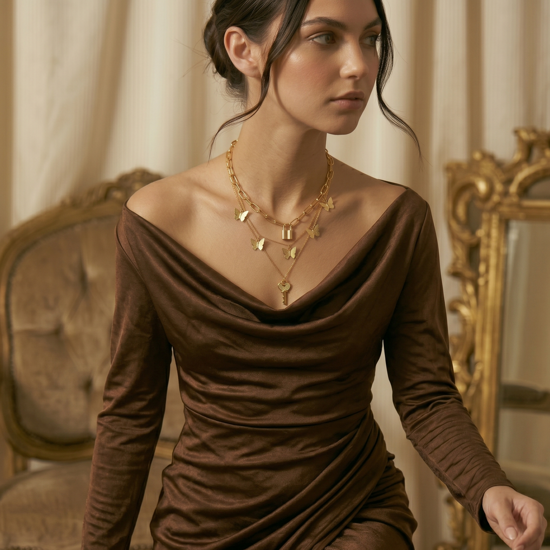 Gold necklace for girls