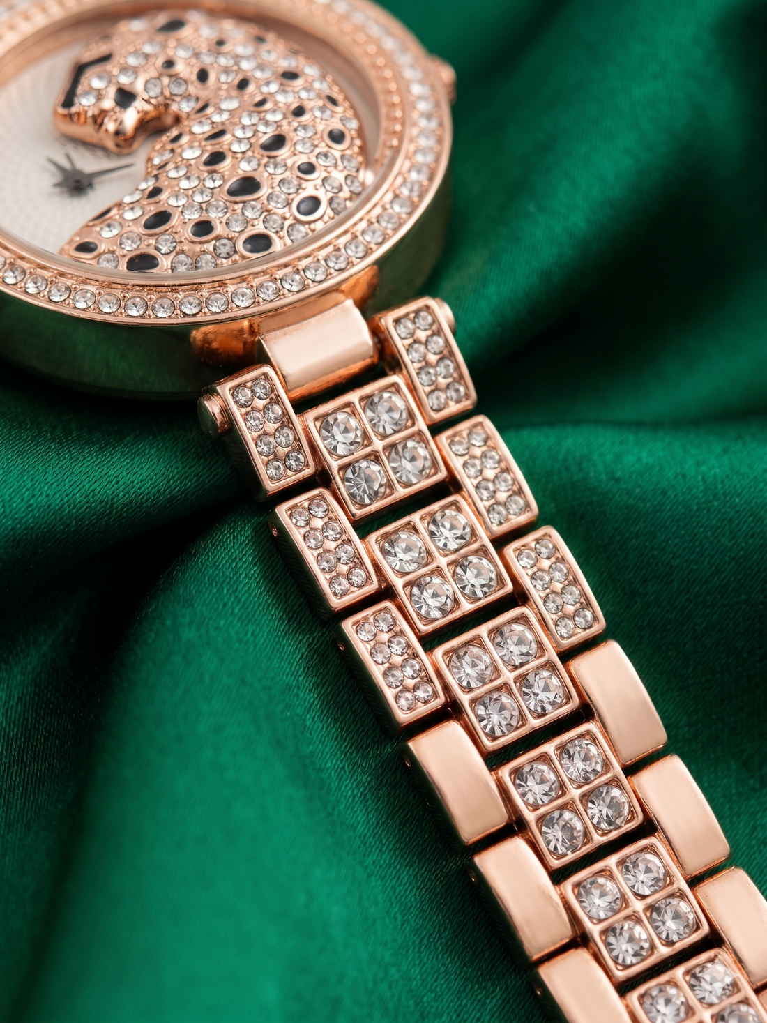 girls  gold watch