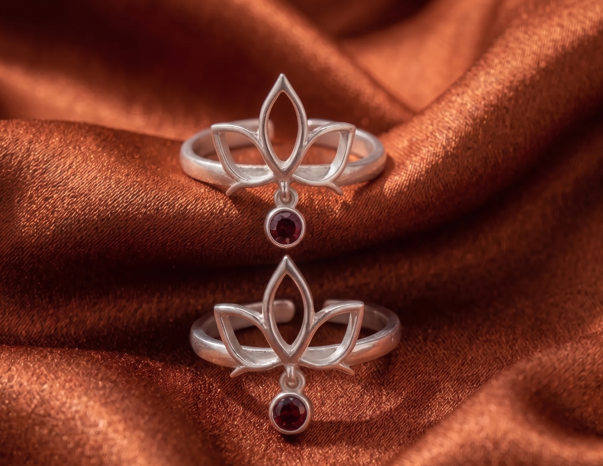 lotus charm toe ring women
