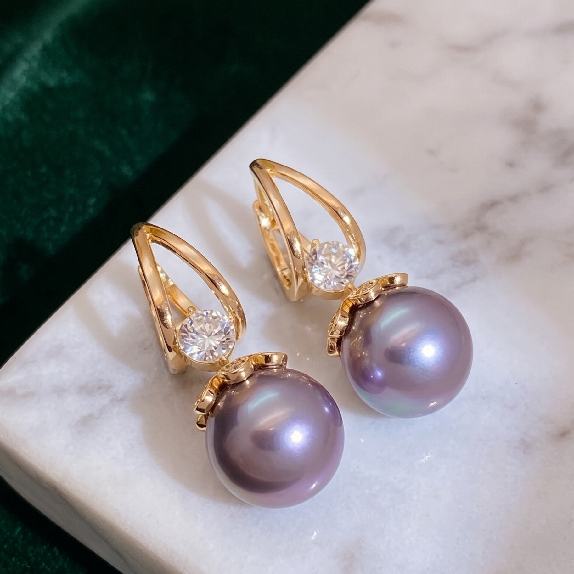 long lasting pearl drop earrings