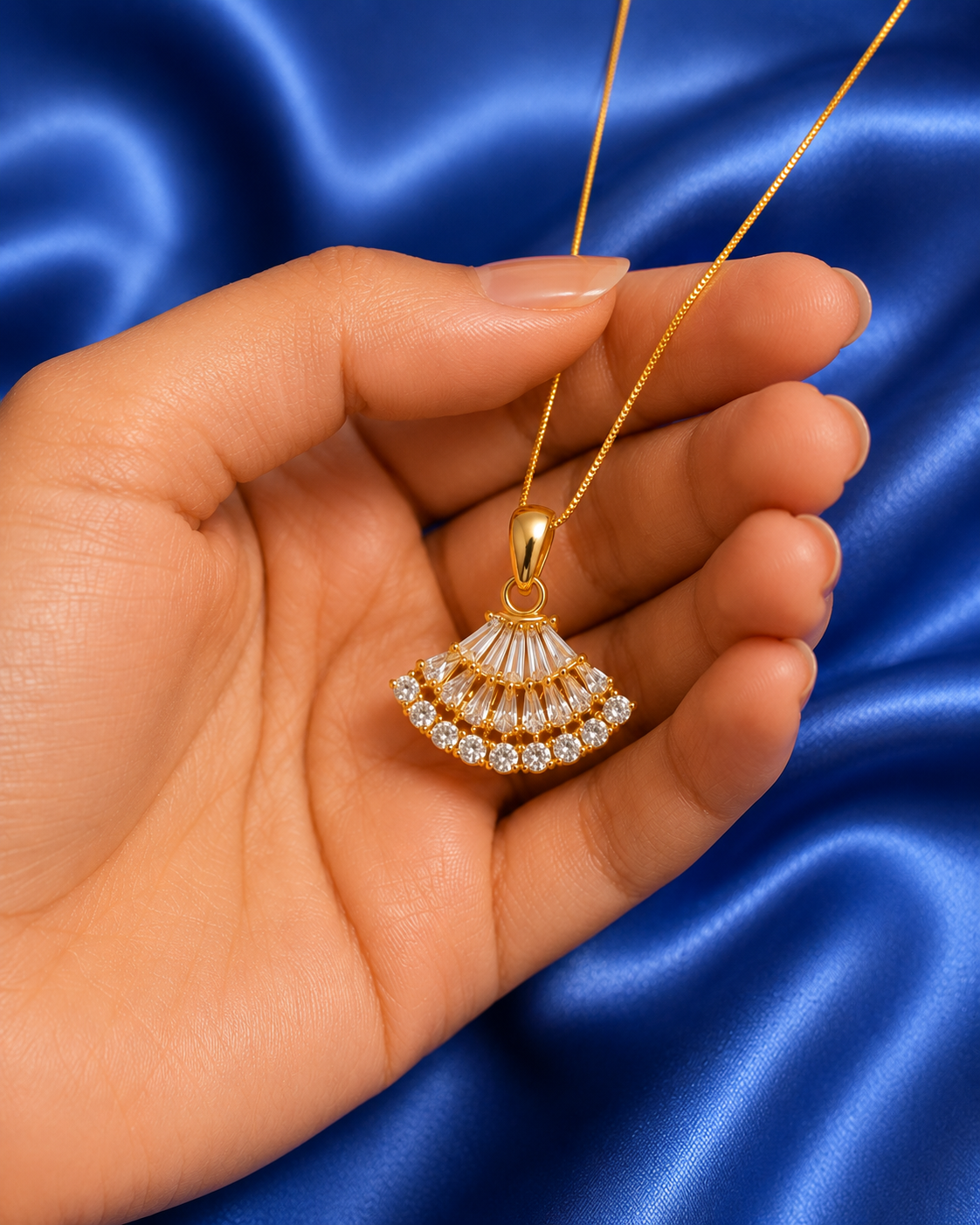 crystal pendant necklace women