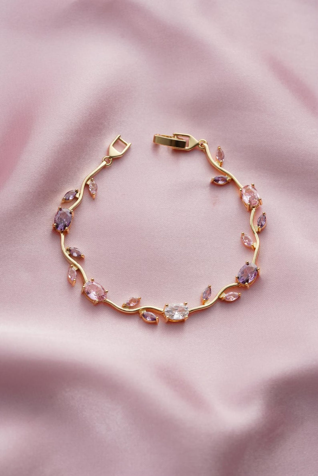 Orope's Tulip Floral Bracelet