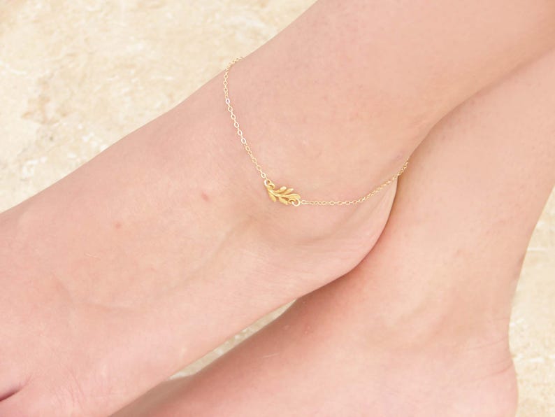 Orope’s Delicate Leaf Anklet made with 925 Pure Sterling Silver