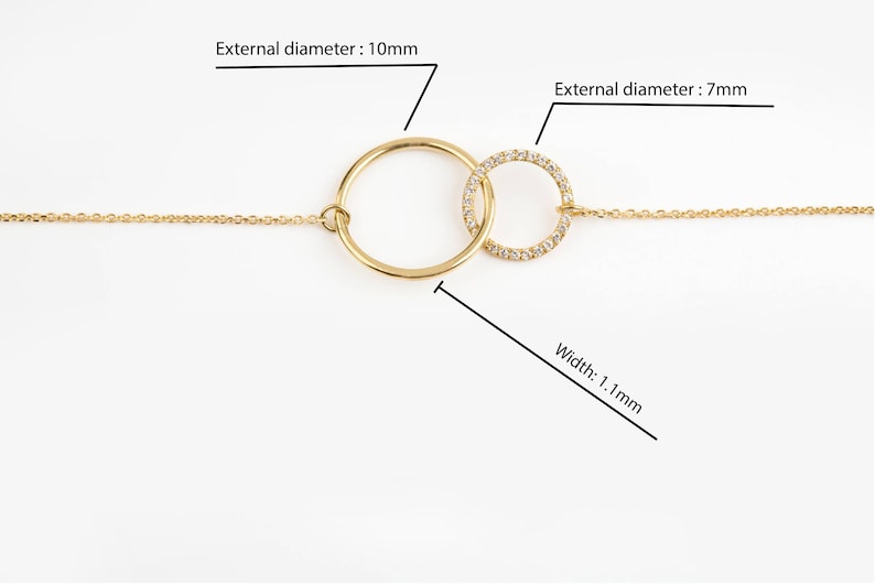 Orope’s Interlocking circles bracelet made with 925 Pure Sterling Silver