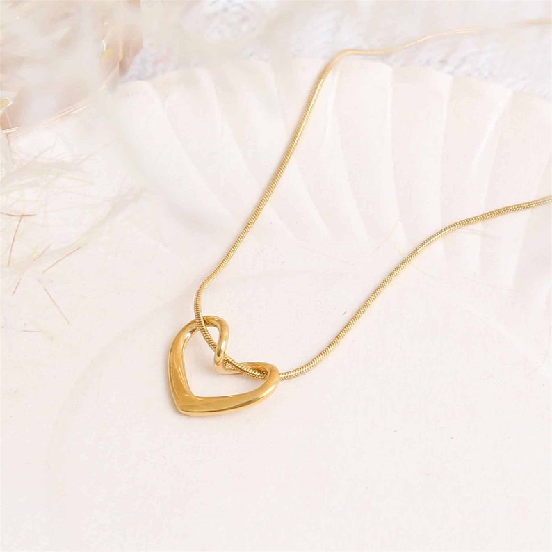 Orope's Amoré Heart Necklace Made With Pure 925 Pure Sterling Silver