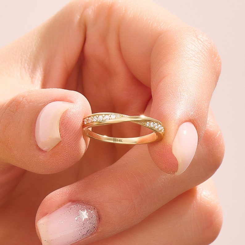 Orope’s Twisted Eternity Ring made with 925 Pure Sterling Silver