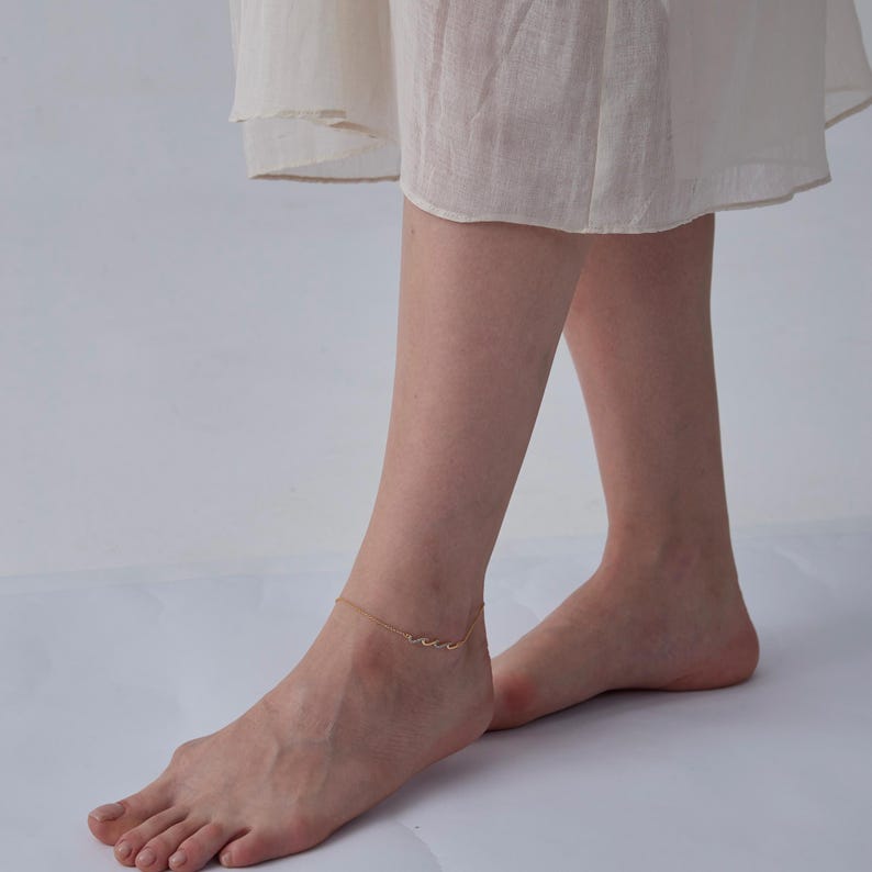 Orope’s Perimade Ocean Wave Charm Anklet made with 925 Pure Sterling Silver