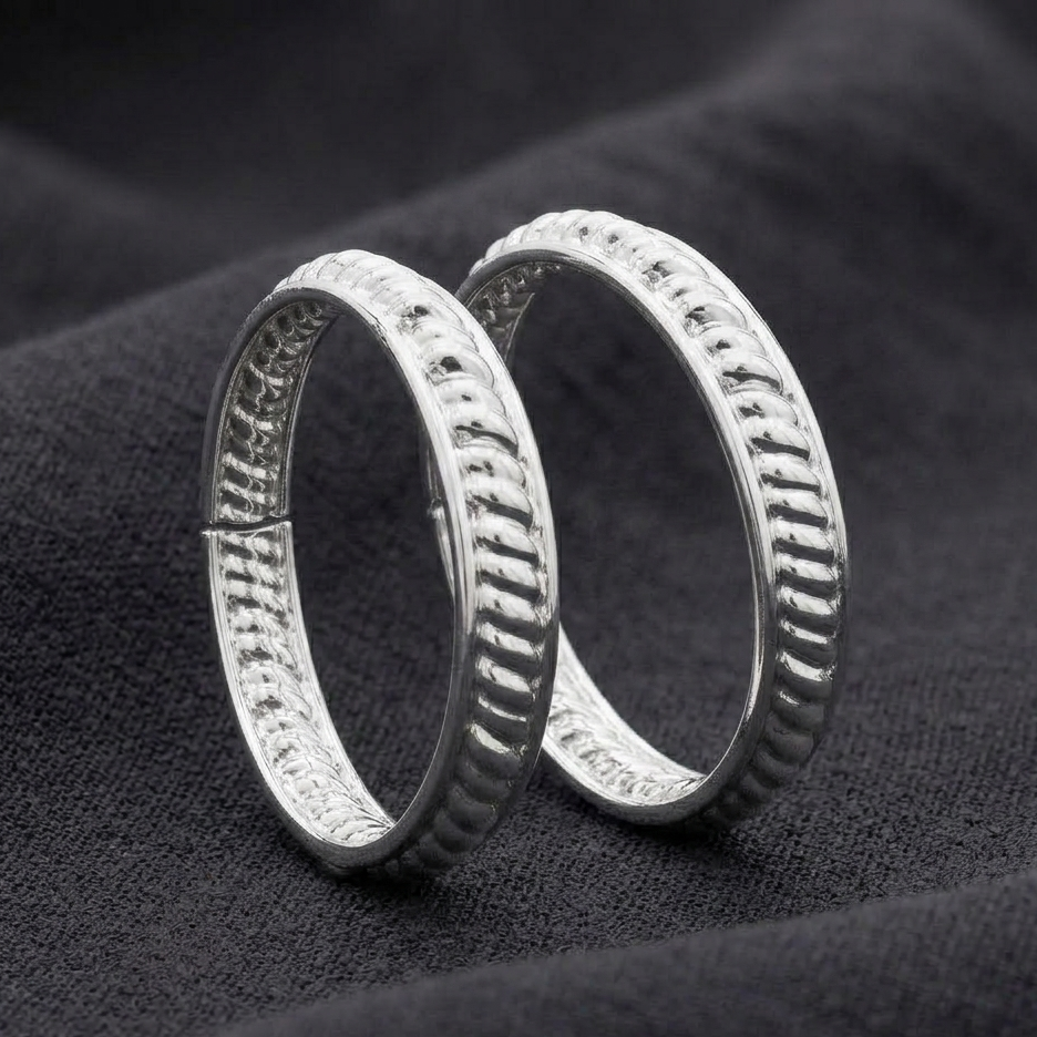 silver toe rings