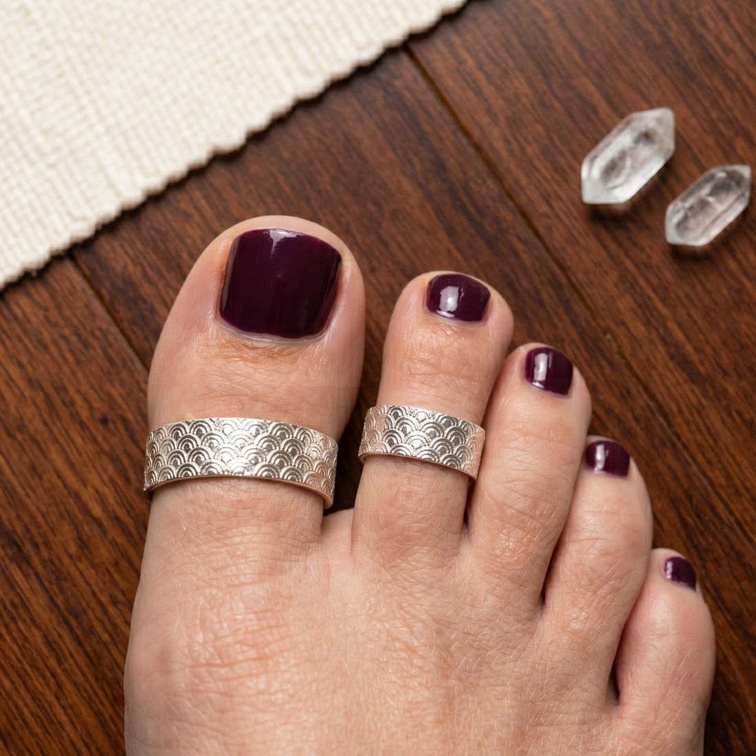 silver toe rings
