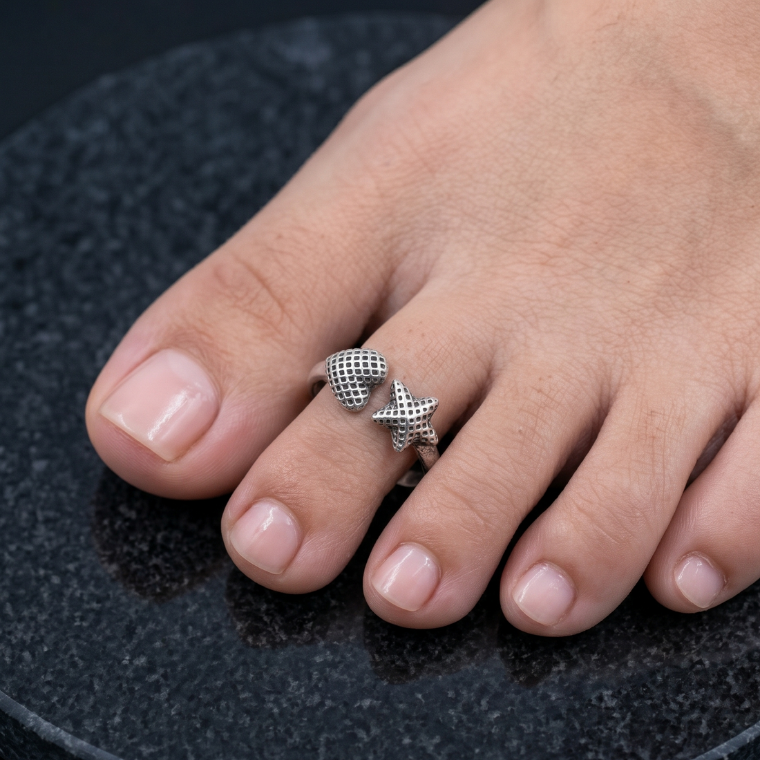 silver toe ring