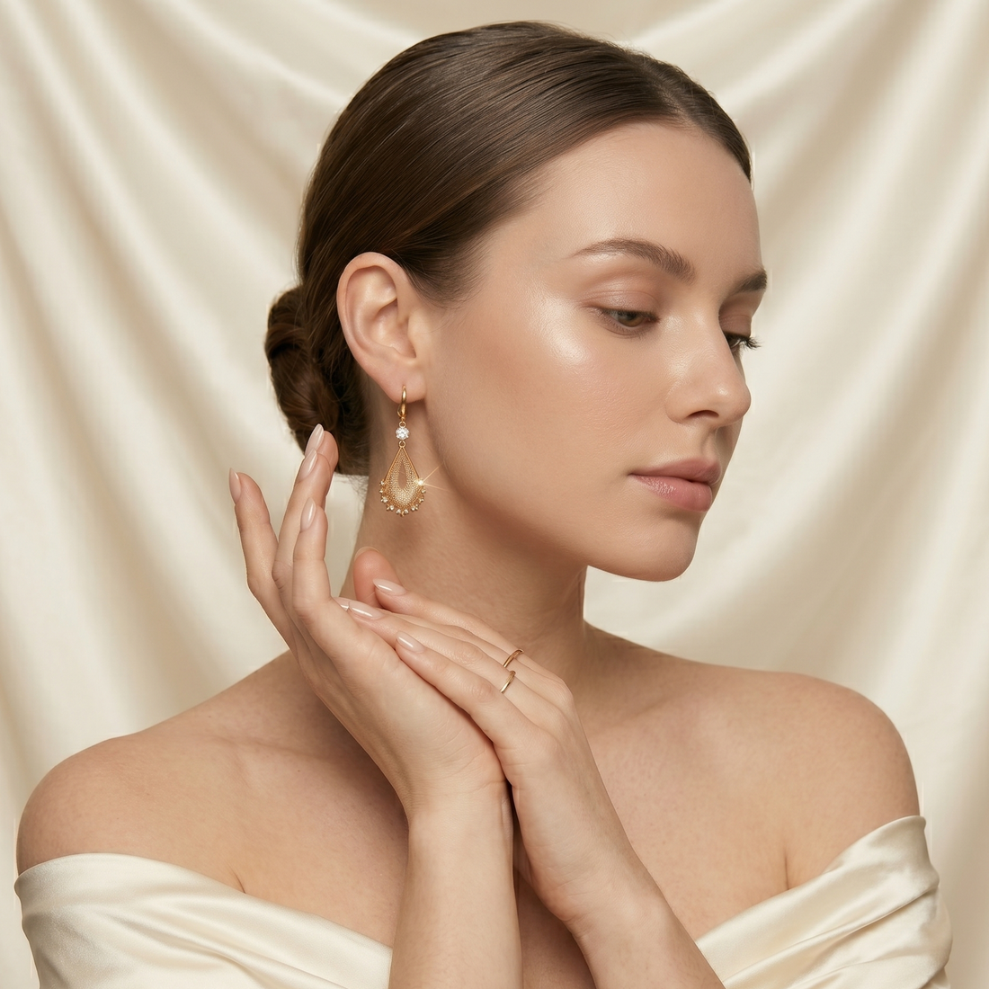 gold plated teardrop earrings