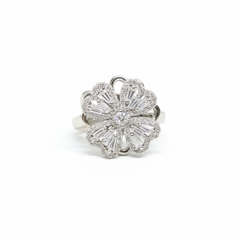 Orope's Four-leaf Clover Spin Ring | Made with 925 Pure Sterling Silver