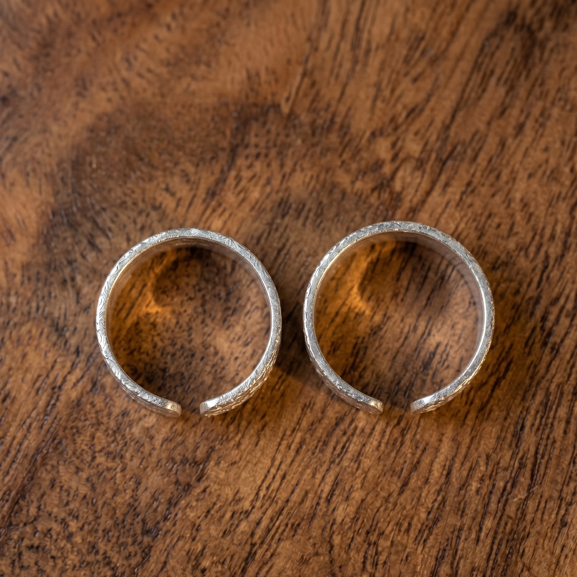 silver toe ring